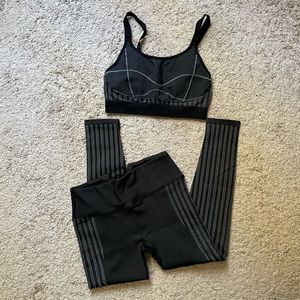 Fabletics Seamless Set